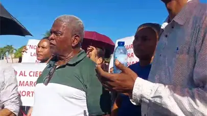 Protestan contra el cierre de la Marginal de Las Américas en Boca Chica