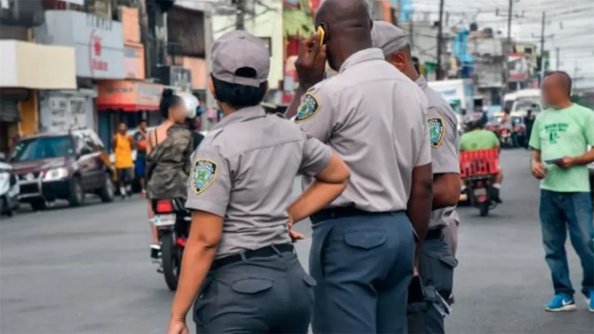 Imagen de archivo// Policias.