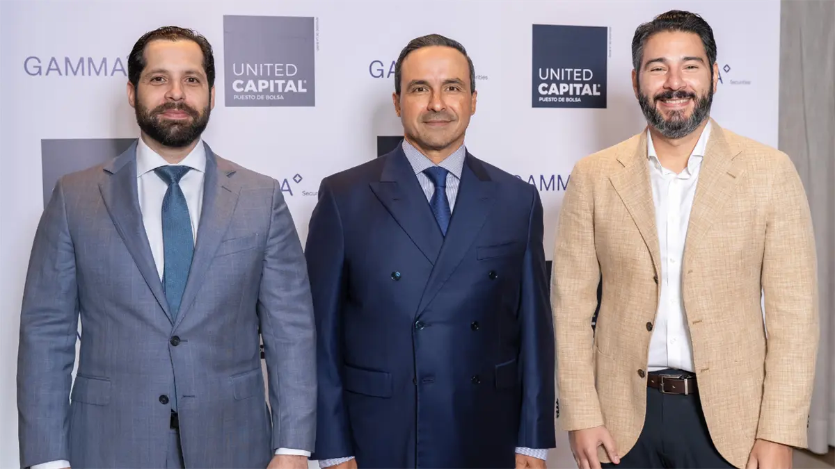 United Capital celebra el éxito colocación Emisión de Bonos Corporativos