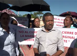 Protestan en Boca Chica ante cierre de vías por ampliación de la Ecológica