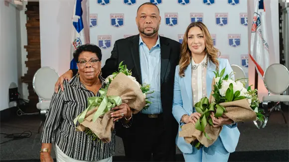 Emotivo homenaje celebra la vida y el legado del ex pelotero Octavio Dotel Emotivo homenaje celebra la vida y el legado del ex pelotero Octavio Dotel