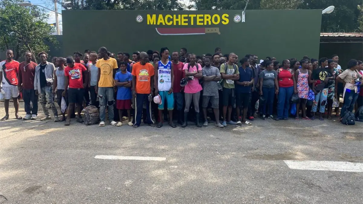 Ejército detiene a 130 extranjeros indocumentados durante operativos realizados en Mao