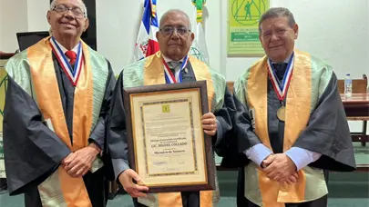 Historiador Miguel Collado entra a la Academia de Ciencias con homenaje a Francisco Noel Henr&iacute;quez Ure&ntilde;a