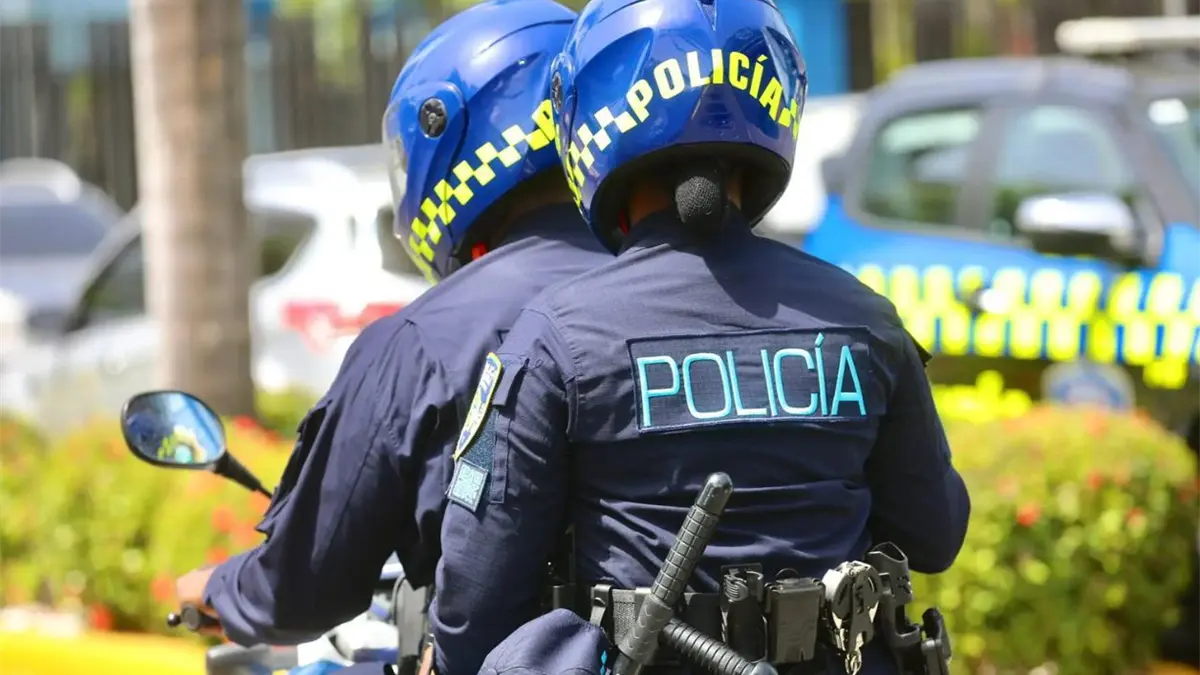 Diputados califican de "aberrante" decisión del TC sobre relaciones homosexuales