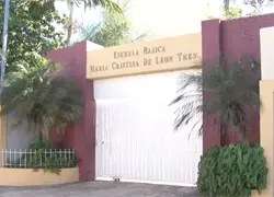 Aver&iacute;a el&eacute;ctrica en escuela Mar&iacute;a Cristina Then limita la docencia presencial en Santo Domingo Este