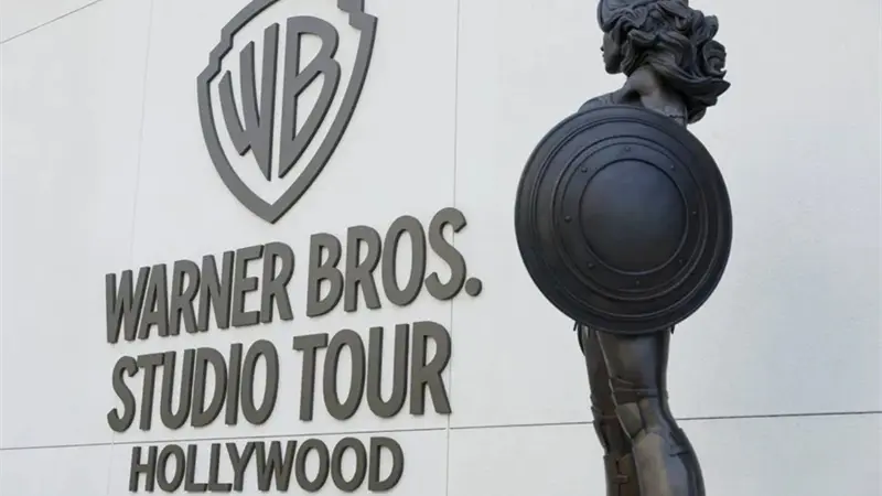 Paramount, Comcast y Netflix hacen ofertas para comprar Warner Bros Discovery