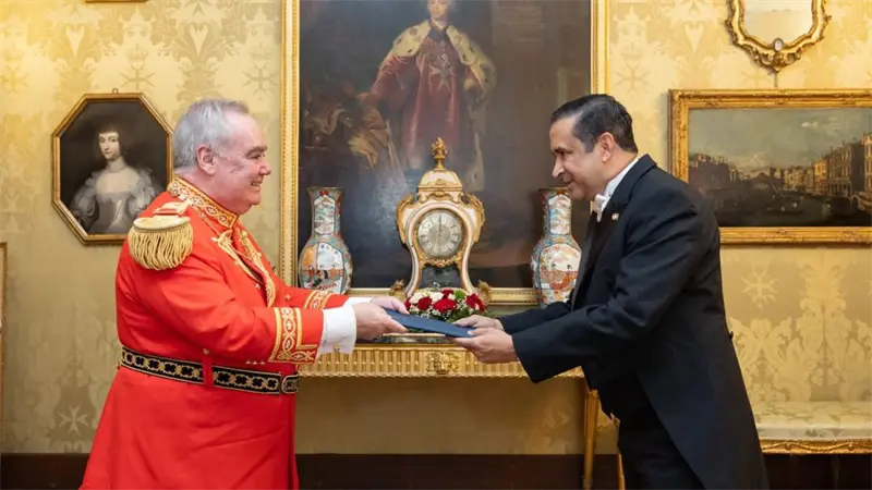 Embajador Víctor Suárez Díaz presenta cartas credenciales ante la Soberana Orden de Malta en Roma