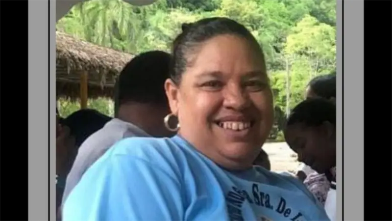 Familiares buscan a mujer desaparecida tras salir de La Vega rumbo a Santo Domingo