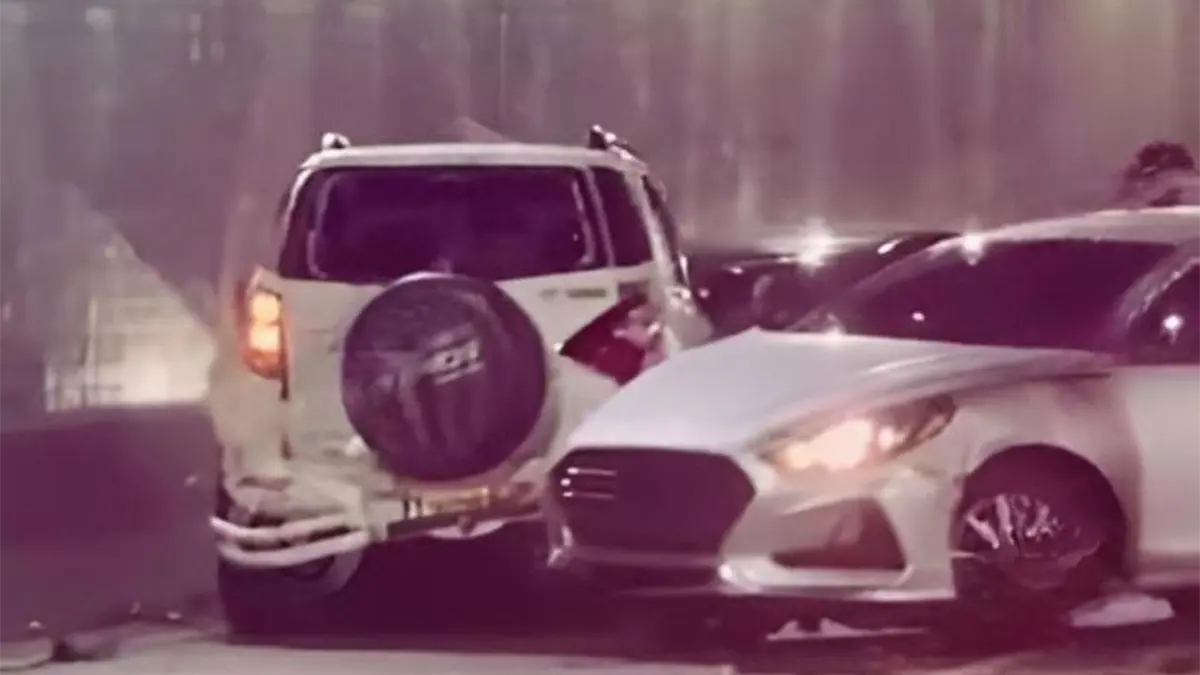 Varios vehículos colisionan en túnel que conecta avenidas Tiradentes y 27 de Febrero