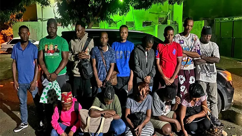 Ocupan jeepeta con 16 haitianos en condición irregular en Santiago Rodríguez