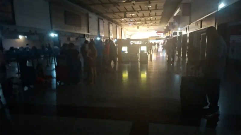 Abinader afirma que Aerodom está “en proceso” de pagar la multa por el apagón en el AILA