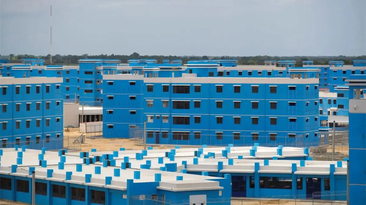 El PLD denuncia que el Gobierno aumentó en más de RD$3,000 MM el costo de la cárcel de Las Parras