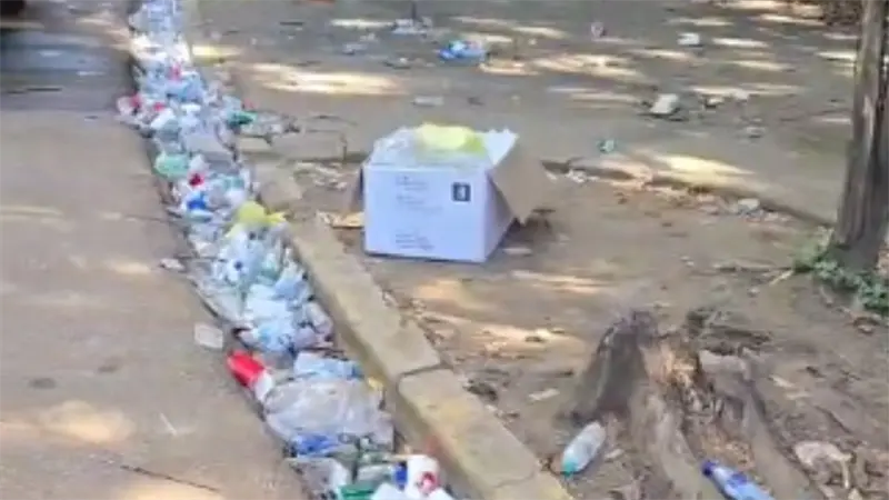 Denuncian desorden por basura tras el concierto de Bad Bunny en el Centro Olímpico