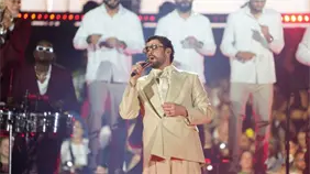 Bad Bunny agradece a dominicanos por tanto amor y bromea sobre la comida y el béisbol