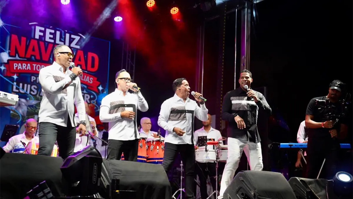 Jandy Ventura contagia de alegría inicio del programa Navidad 360