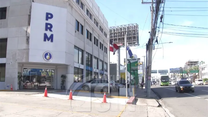 Partidos reconocen es difícil detectar narcos en sus filas