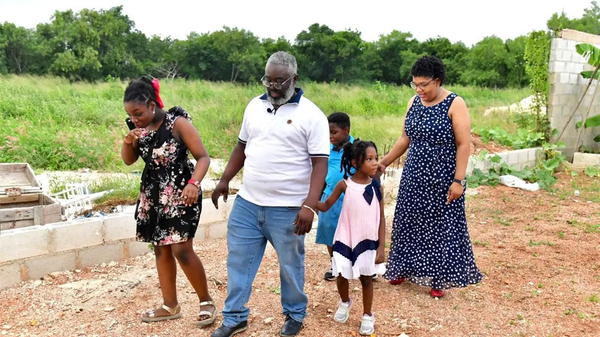 Compradores denuncian proceso judicial irregular que paraliza proyecto de 400 viviendas en La Romana