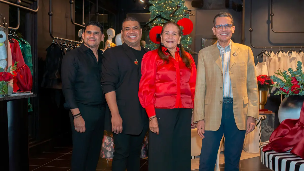 Rafael Rivero lanza su colección de fiesta “Holidays”