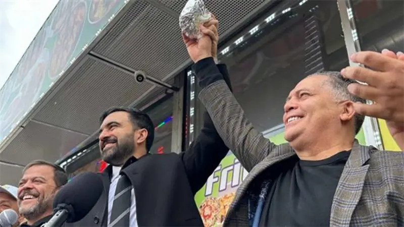 El alcalde electo de NY designa al dominicano Radhamés Rodríguez miembro de su comité de transición