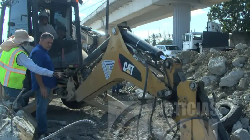 Santo Domingo Oeste sin agua por obras del Metro
