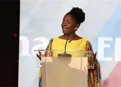 Vicepresidenta colombiana defiende que es v&iacute;ctima de violencia y no se ali&oacute; con criminales