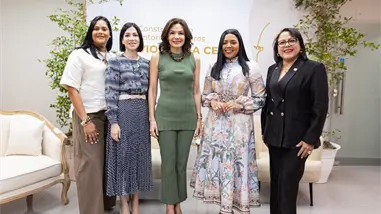 Fundación Refidomsa realiza panel violencia cero en conmemoración del Día Internacional contra la Violencia