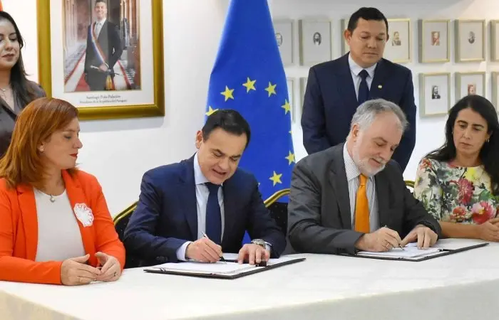 UE financia con 5,5 millones de euros el combate de violencia contra la mujer en Paraguay