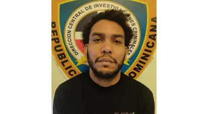 Interpol captura y entrega en La Vega a sospechoso de homicidio agravado