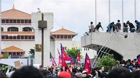 La Generación Z de Nepal protesta contra el nepotismo del nuevo Gobierno interino