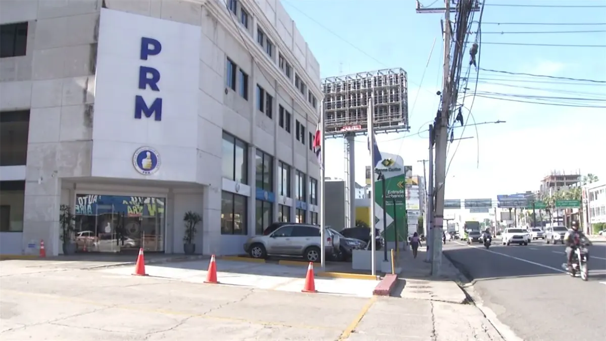 JCE intima también al PRM y advierte severas sanciones por proselitismo