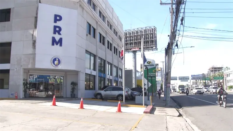 JCE intima también al PRM y advierte severas sanciones por proselitismo