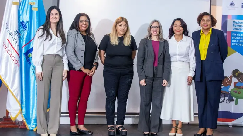 1,300 docentes se capacitan para fortalecer la educación inclusiva en escuelas públicas