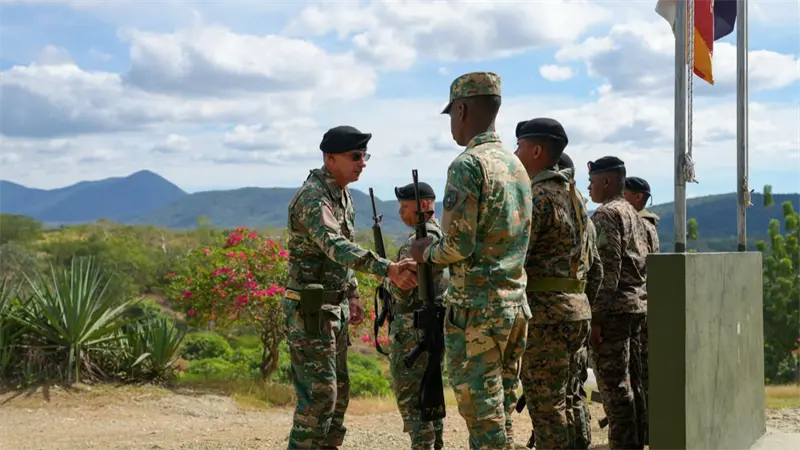 Ejército refuerza supervisión en la frontera durante amplio recorrido del Comandante General