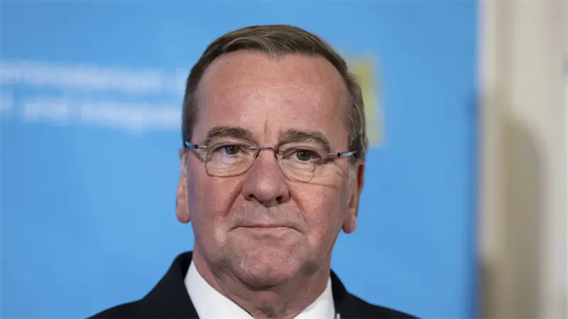 Ministro de Defensa alemán dice que en Putin no hay voluntad alguna de paz