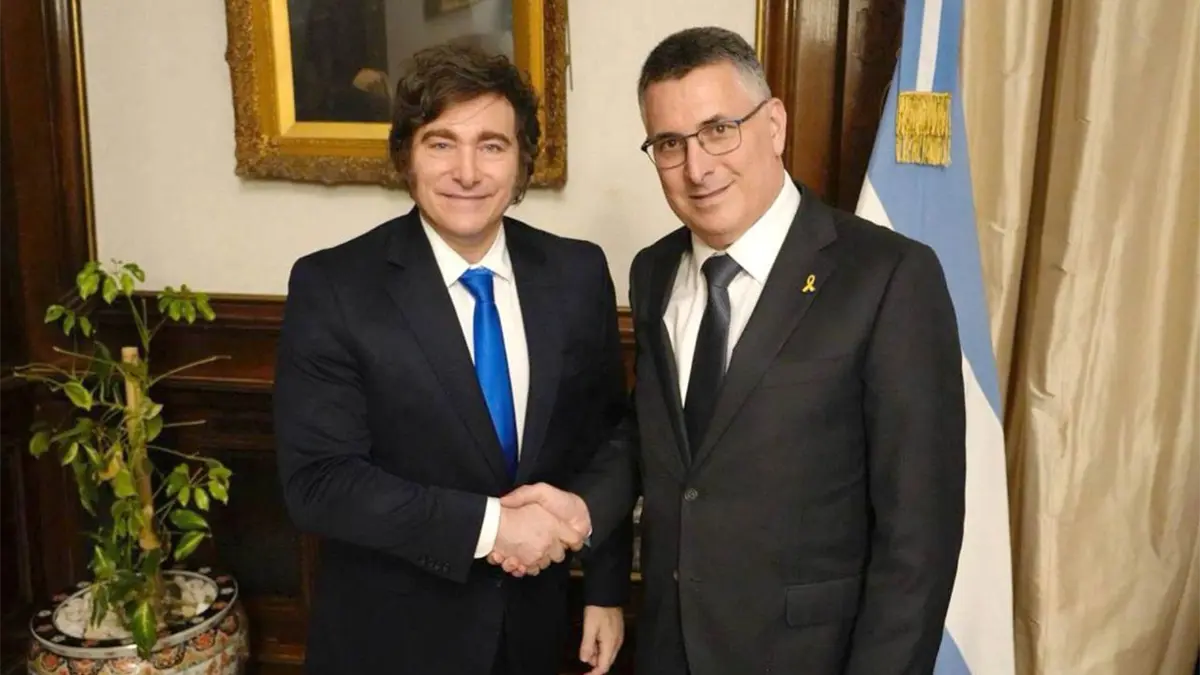 El ministro israelí se reúne con ministro defensa argentina para dialogar sobre cooperación bilateral. Imagen fuente externa.
