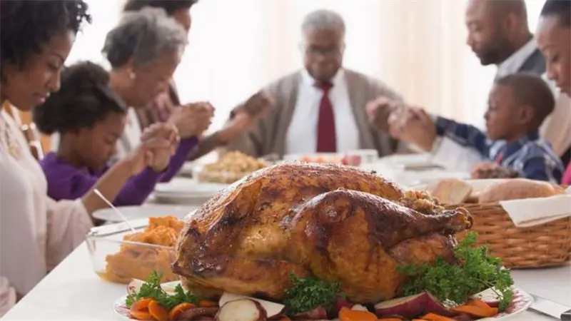 ¿Un pavo sin guarnición? La subida de precios desluce la cena de Acción de Gracias