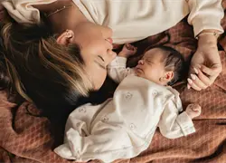 Cuidados esenciales del recién nacido: consejos de la pediatra Luly Gil