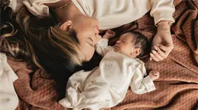 Cuidados esenciales del recién nacido: consejos de la pediatra Luly Gil