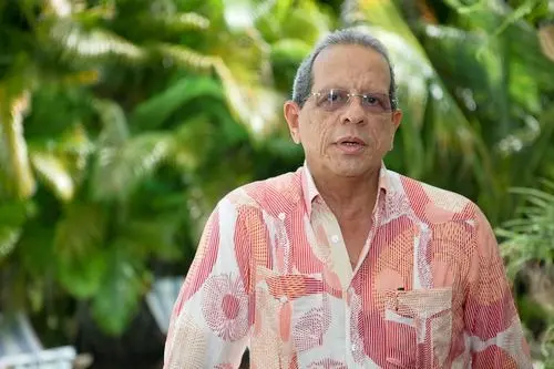 Senado reconoce a Ernesto Veloz por aportes al turismo nacional