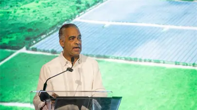 Fondos de pensiones aportan m&aacute;s de US$1,097 millones en proyectos el&eacute;ctricos, asegura ministro de Energ&iacute;a y Minas