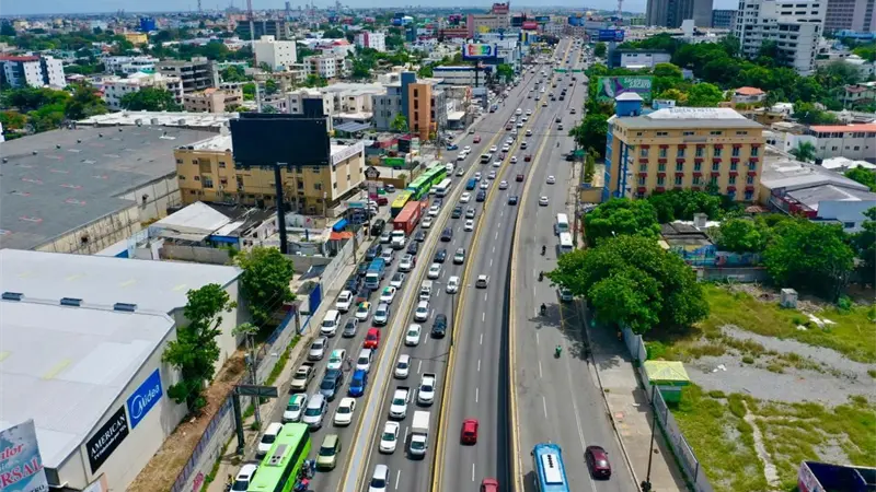 Autoridades de Transporte activan Plan Especial de Movilidad por Viernes Negro 2025