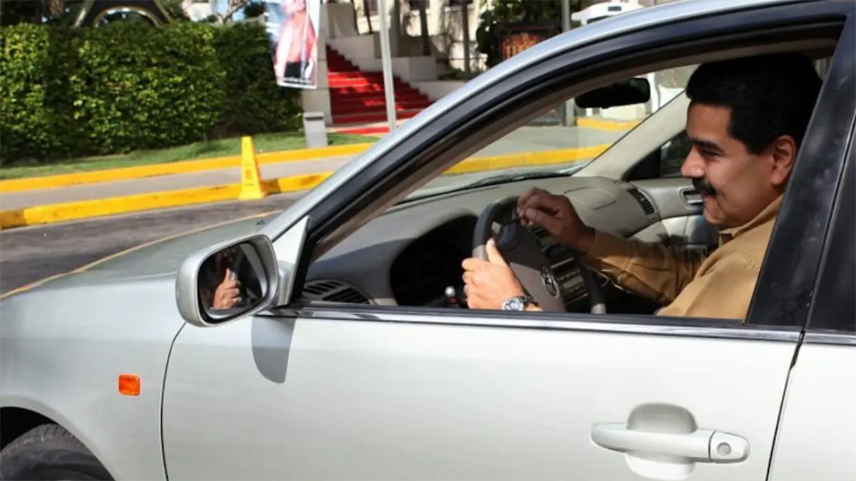 Maduro y Mejía resaltan preferencia de estudiantes dominicanos por posgrados médicos en Venezuela