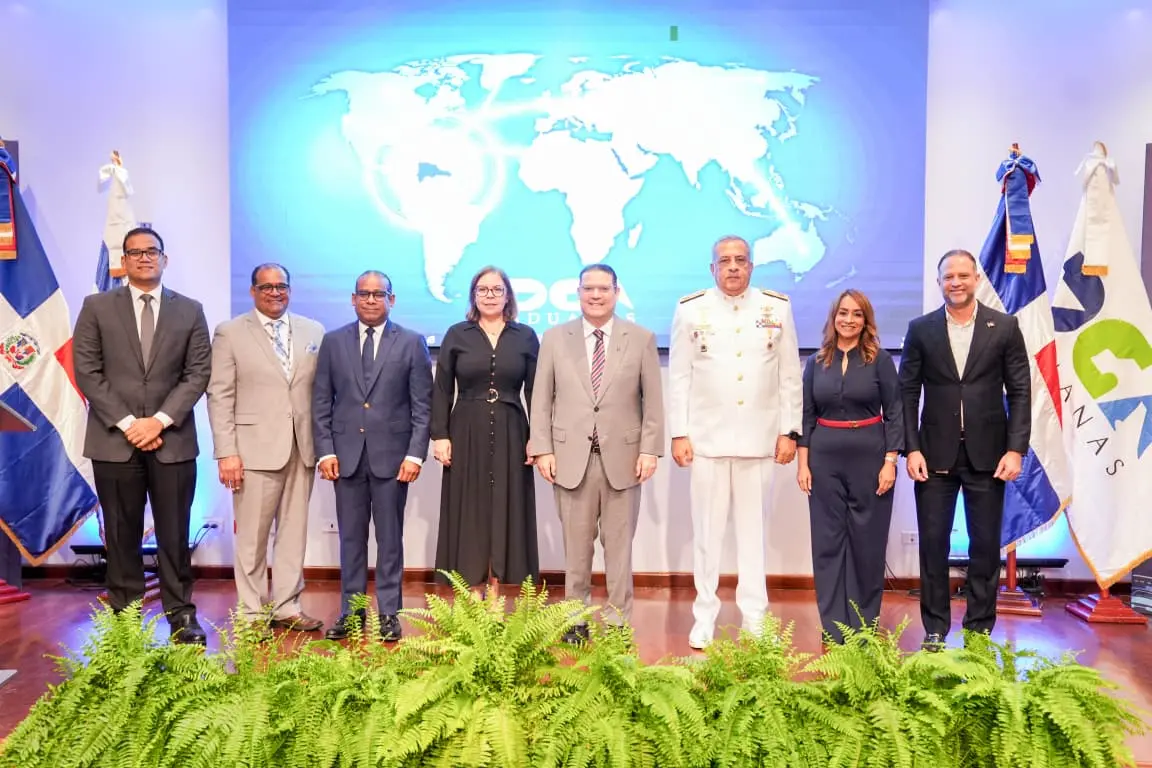 DGA presenta nuevo Manual del Viajero con reglas claras para entrar al país