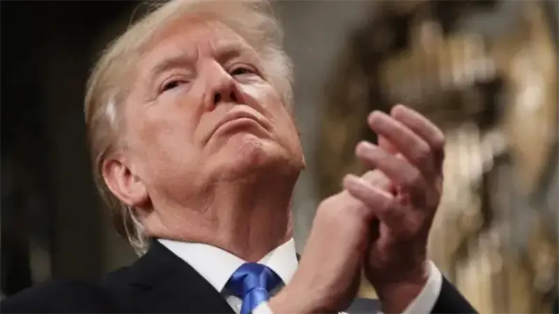 Trump dice que la inmigración es la principal causa de disfunción social de EE.UU.