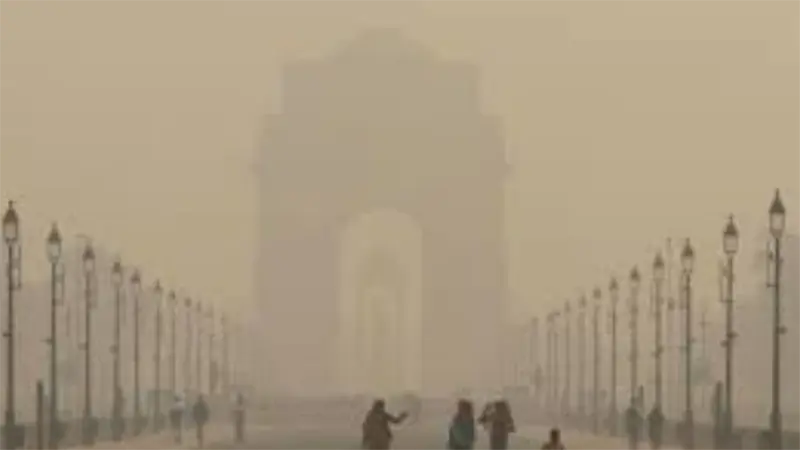 Nueva Delhi se asfixia en la contaminación pese a llevar días sometida a restricciones