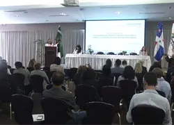 Empresarios insisten en cesant&iacute;a y mano de obra extranjera