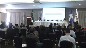 Empresarios insisten en cesantía y mano de obra extranjera Empresarios insisten en cesantía y mano de obra extranjera