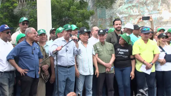 Leonel: "La promesa de cambio se ha desplomado bajo la incompetencia de este gobierno"