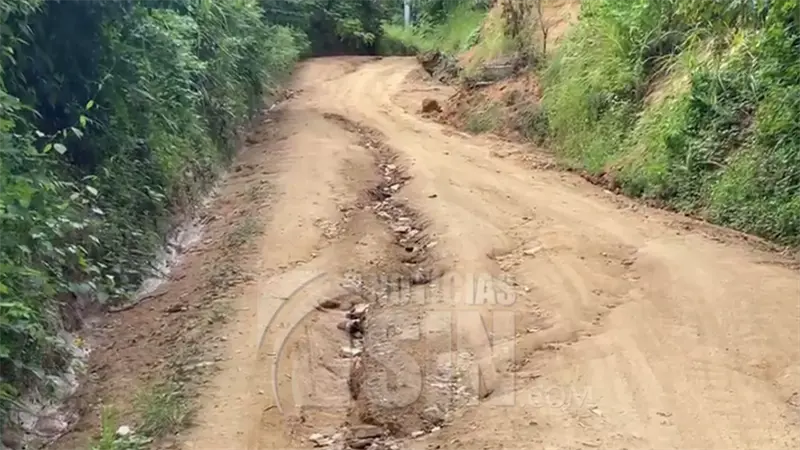 Comunidades de Capotillo exigen reparación urgente de carretera que las mantiene aisladas