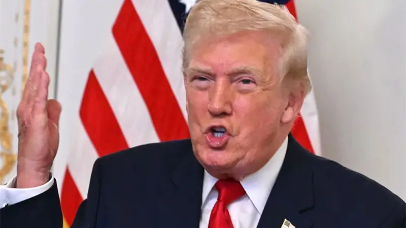 Trump dice que Biden le tendió una trampa al hondureño Hernández y justifica el indulto